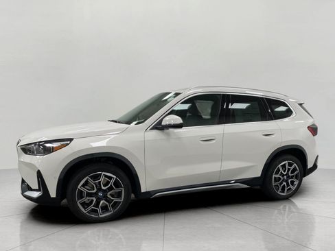 New 2026 BMW X1 xDrive28i w/ Convenience Package AWD/4WD image 9