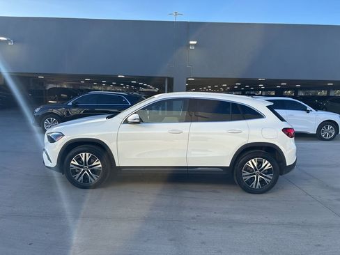 Used 2025 Mercedes-Benz GLA 250 4MATIC image 9