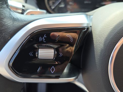 Used 2022 Jaguar E-PACE AWD/4WD image 24