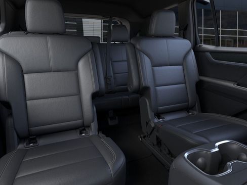 New 2025 GMC Acadia Elevation w/ Elevation Premium Package AWD/4WD image 17