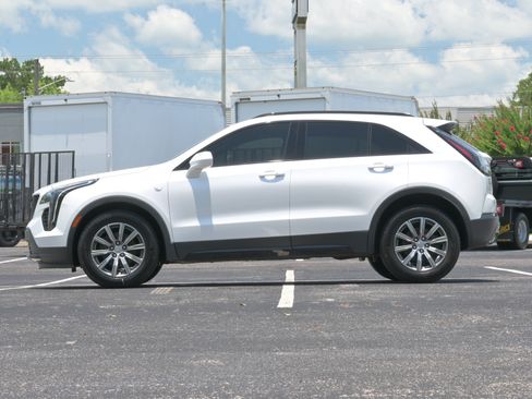 Used 2019 Cadillac XT4 Sport w/ Cold Weather Package FWD image 7