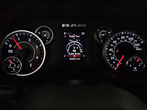 Used 2023 RAM 2500 Tradesman image 11