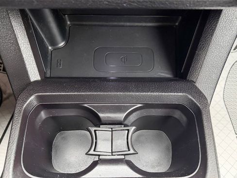 Used 2016 Toyota Tacoma TRD Off-Road w/ Towing Package image 22