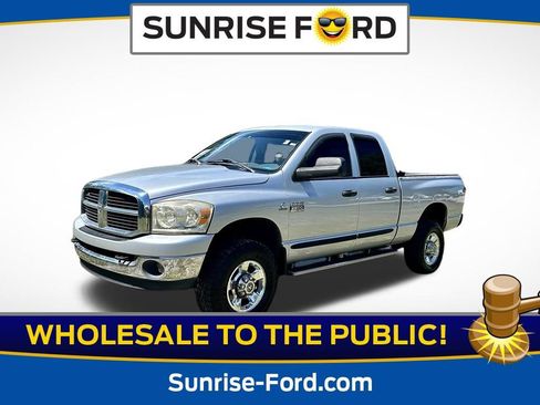 Used 2007 Dodge Ram 2500 Truck SLT AWD/4WD image 1