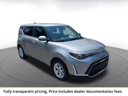 Used 2025 Kia Soul LX w/ LX Technology Package