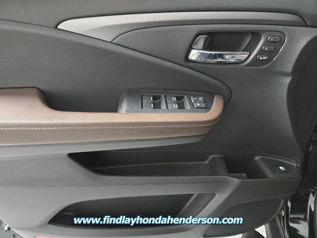 Certified 2025 Honda Ridgeline RTL+ image 25
