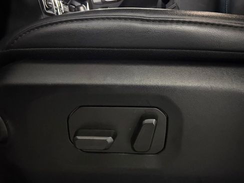 Used 2024 Jeep Wrangler Unlimited Rubicon 4xe image 25