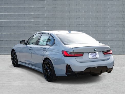 New 2026 BMW 330i Sedan w/ M Sport Package image 4