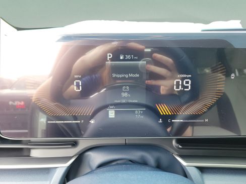 New 2026 Kia Carnival EX FWD image 27