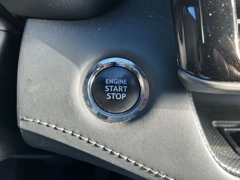 Used 2022 Toyota Highlander XLE image 29