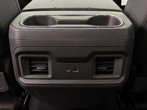 Used 2026 Chevrolet Silverado 1500 LT Trail Boss w/ Convenience Package II AWD/4WD image 37