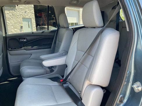 Used 2019 Honda Pilot Elite image 40