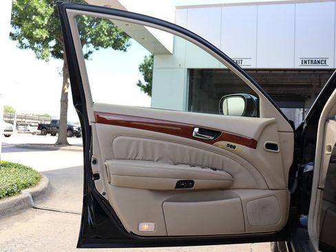 Used 2004 INFINITI Q45 Premium image 48