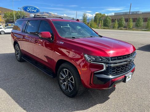 Used 2022 Chevrolet Suburban Z71 w/ Z71 Off-Road Package image 7