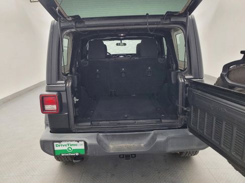 Used 2018 Jeep Wrangler Unlimited Sport S AWD/4WD image 29