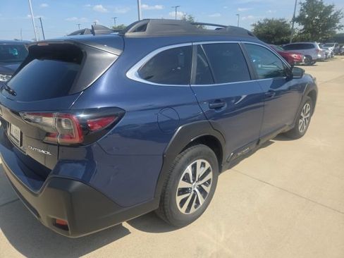 Certified 2024 Subaru Outback Premium AWD/4WD image 2