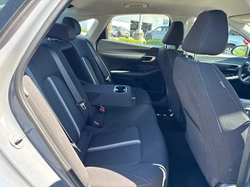 Used 2024 Hyundai Sonata SEL FWD image 11