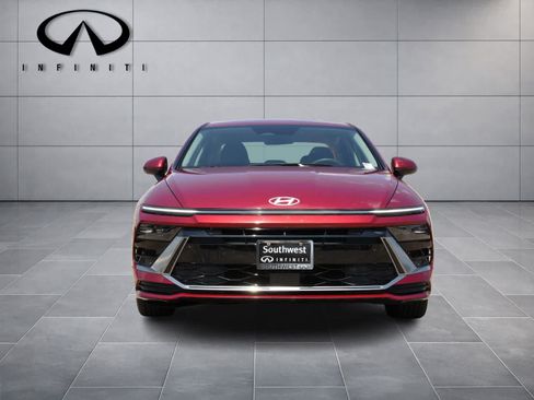 Used 2025 Hyundai Sonata SEL FWD image 2