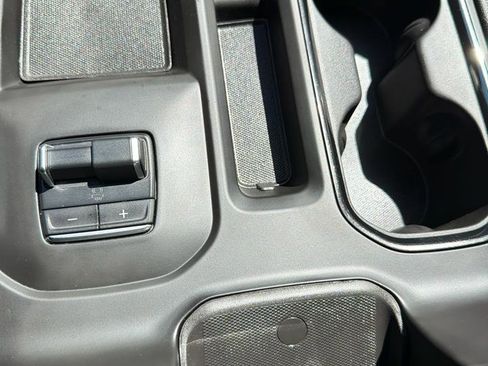 Used 2024 GMC Sierra 3500 AT4 w/ AT4 Premium Plus Package AWD/4WD image 25