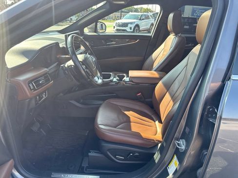 Used 2023 Lincoln Nautilus Reserve w/ Equipment Group 201A AWD/4WD image 11