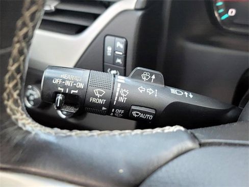 Used 2017 GMC Yukon XL SLT image 31