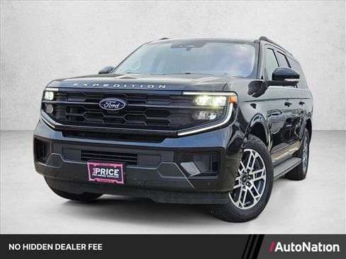 Used 2025 Ford Expedition Max Active AWD/4WD image 1