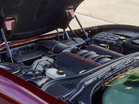 Used 2003 Chevrolet Corvette Convertible w/ Preferred Equipment Group1 RWD image 21