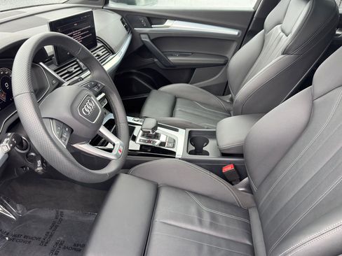 Used 2024 Audi Q5 2.0T Premium Plus w/ Premium Plus Package AWD/4WD image 10