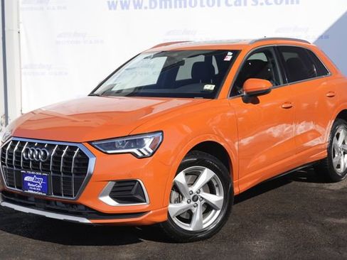 Used 2022 Audi Q3 2.0T Premium Plus AWD/4WD image 2