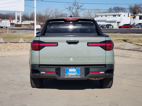 Used 2024 Hyundai Santa Cruz SE image 6