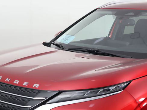 Used 2024 Mitsubishi Outlander SEL image 12