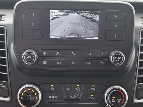 Used 2024 Ford Transit 350 XL RWD image 9