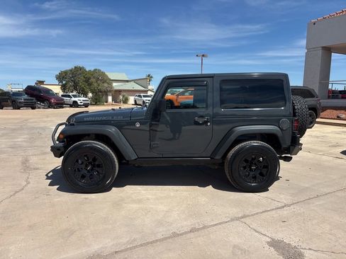 Used 2017 Jeep Wrangler Sport image 8