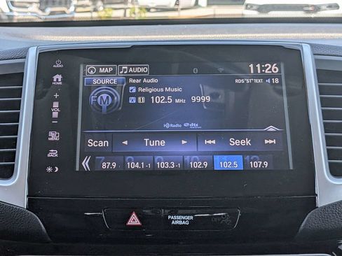 Used 2018 Honda Pilot Elite image 16