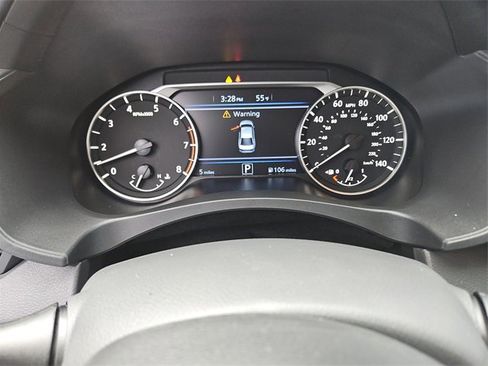 Used 2025 Nissan Altima 2.5 SR w/ SR Premium Package image 15