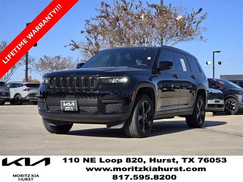 Used 2025 Jeep Grand Cherokee L Laredo image 2