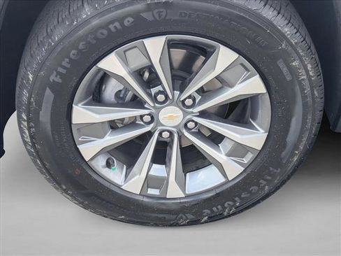 Used 2025 Chevrolet Equinox LT w/ Safety and Technology Package FWD image 23