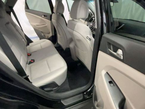 Used 2018 Hyundai Tucson SE AWD/4WD image 23