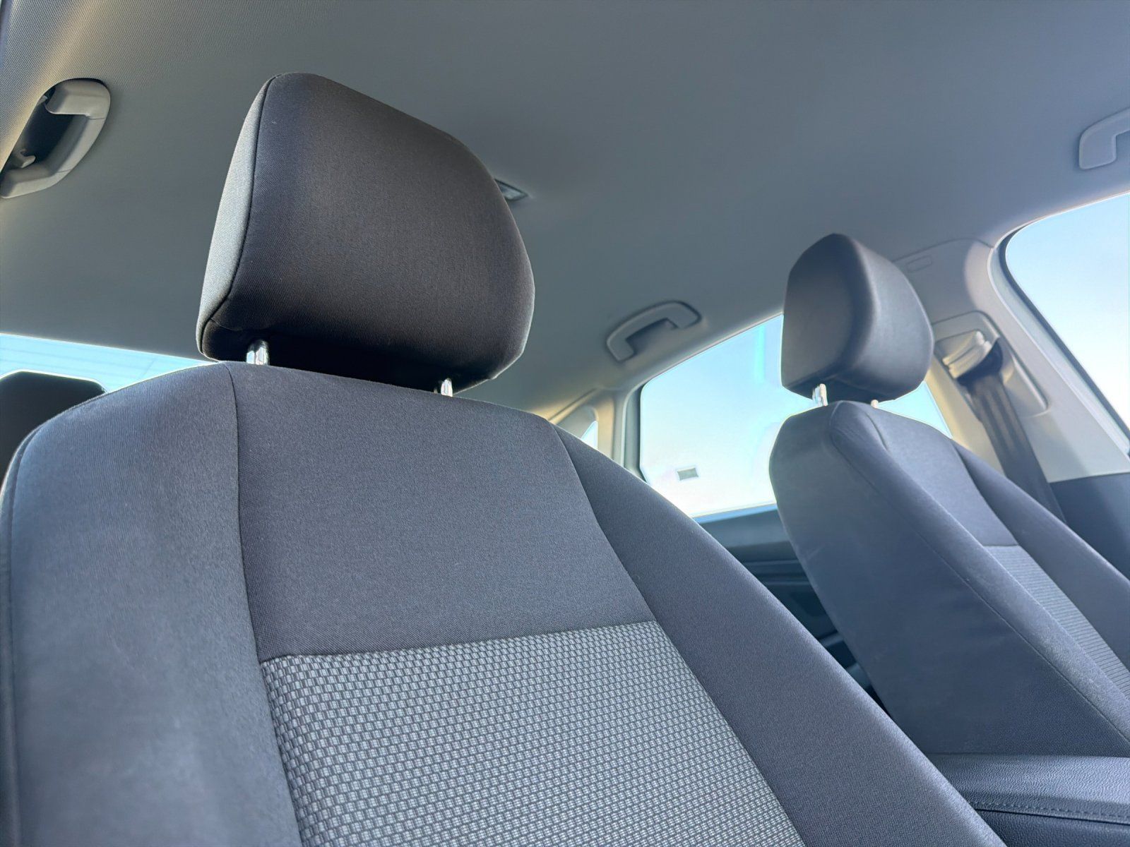 Used 2019 Volkswagen Jetta S w/ Driver Assistance Package FWD image 16
