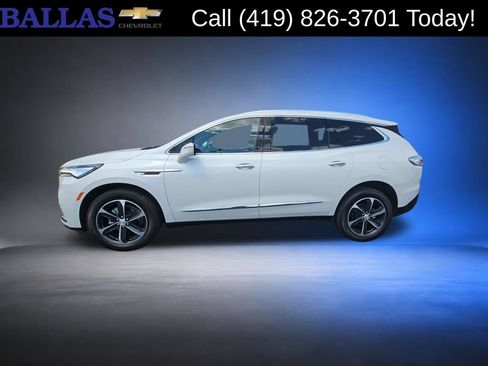 Used 2022 Buick Enclave Essence w/ Sport Touring Edition FWD image 5