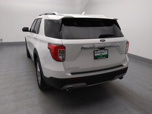 Used 2020 Ford Explorer Limited AWD/4WD image 6