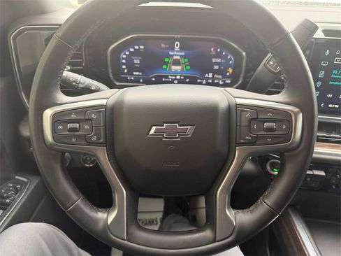 Used 2024 Chevrolet Silverado 2500 LT w/ Midnight Edition image 15