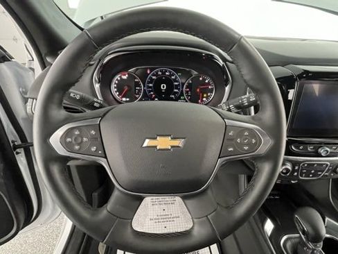 Used 2024 Chevrolet Traverse High Country image 37