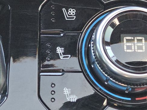 New 2026 GMC Sierra 3500 Denali w/ Denali Reserve Package image 9