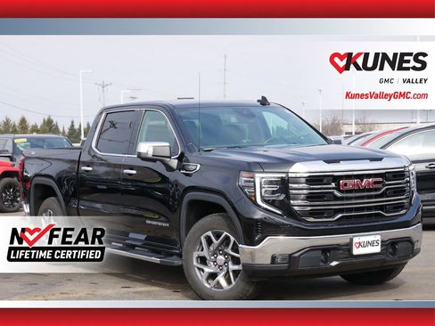 Used 2023 GMC Sierra 1500 SLT w/ SLT Premium Package image 1