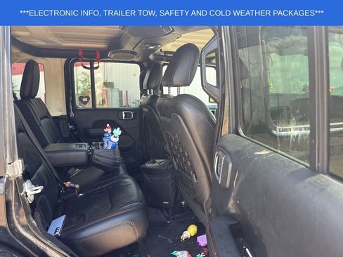 Used 2018 Jeep Wrangler Unlimited Rubicon AWD/4WD image 27