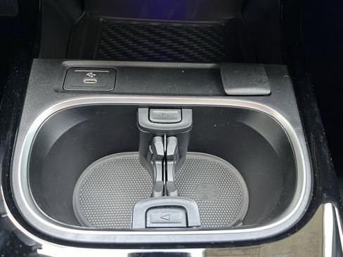 Certified 2025 Mercedes-Benz CLA 250 4MATIC image 39