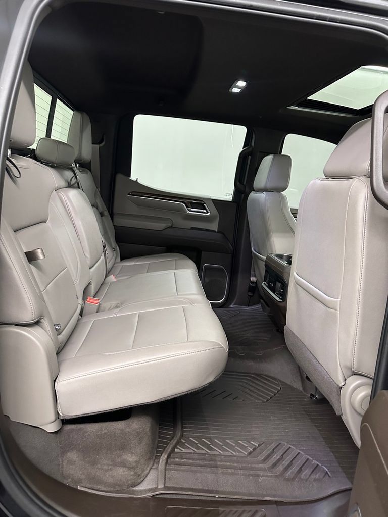 Used 2024 Chevrolet Silverado 1500 RST w/ Convenience Package II AWD/4WD image 36