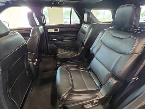 Used 2023 Ford Explorer ST w/ Equipment Group 401A AWD/4WD image 30