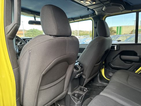 Used 2023 Jeep Wrangler Willys image 25
